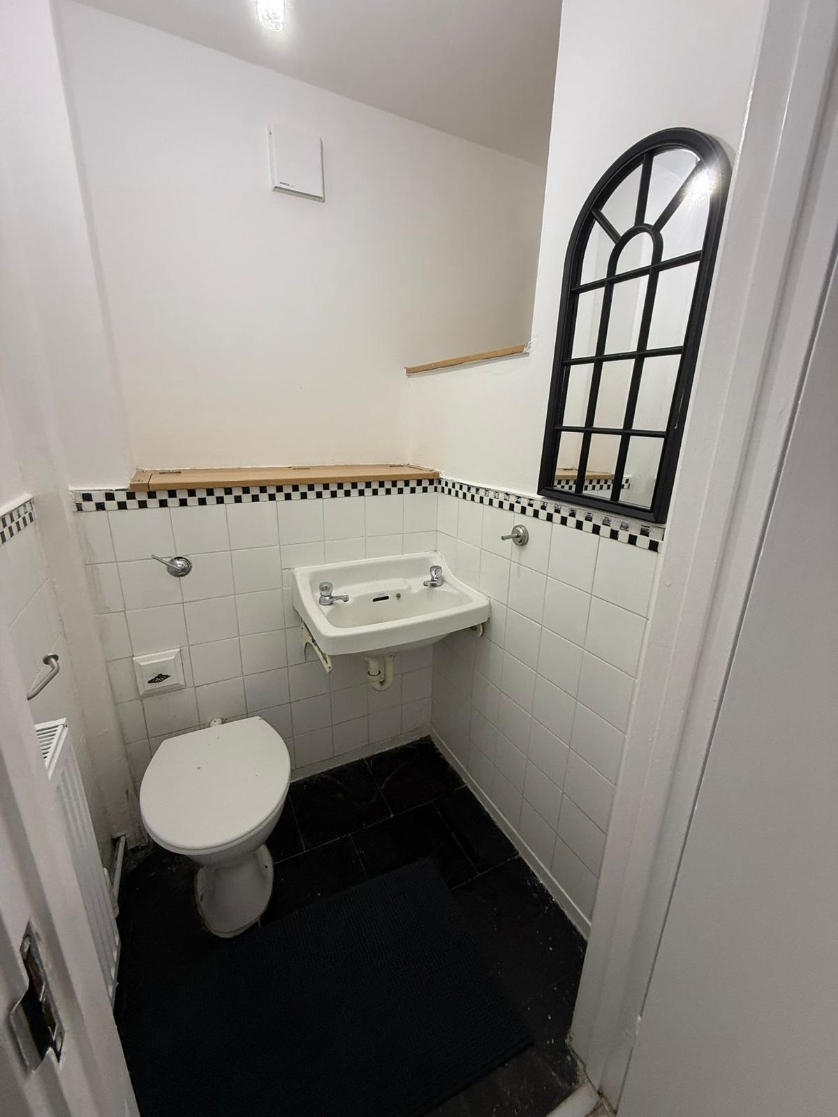 Double Room – Suffolk Road, Seven Sisters (N15 5RN)